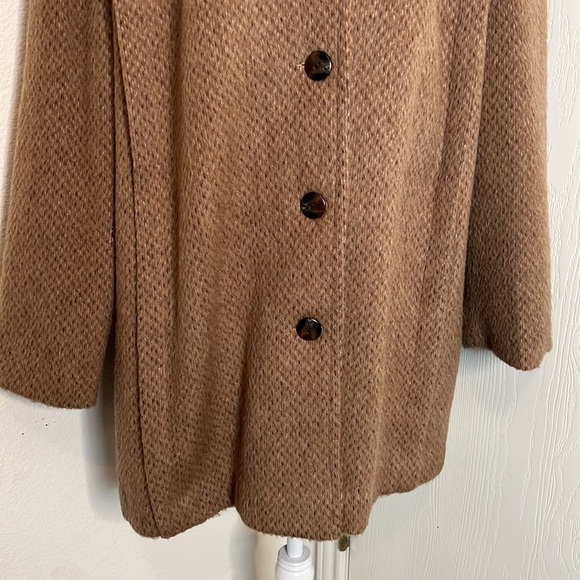 Vintage 1980s Dani Colby Tan Coat. Size 22W - Picture 3 of 9